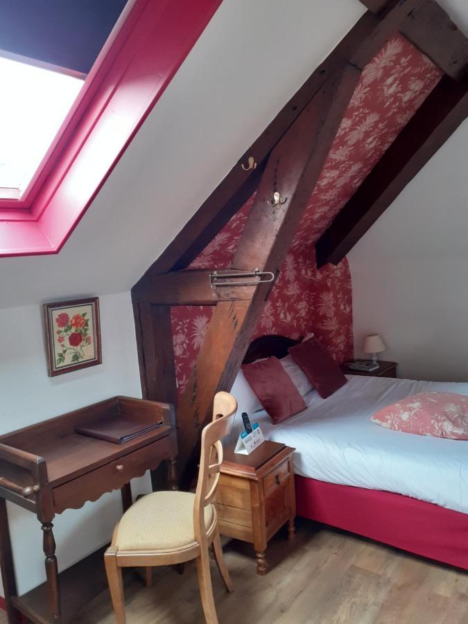Hotel De Charme La Bonne Adresse - Logis Hotels Le Havre Exterior photo